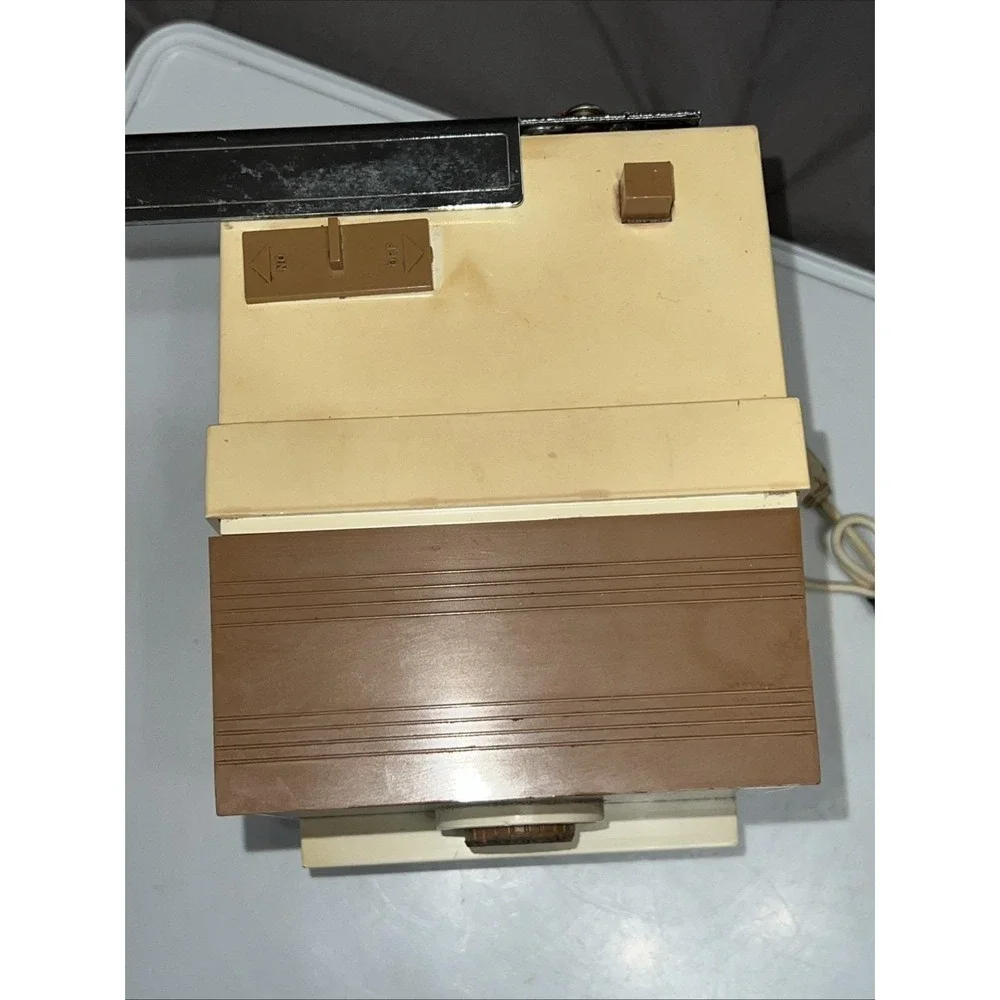 Universal vintage 70s
